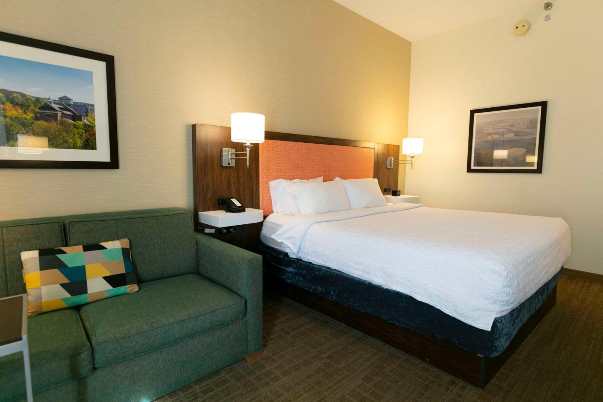 Hampton At Montage Mountain Hotel