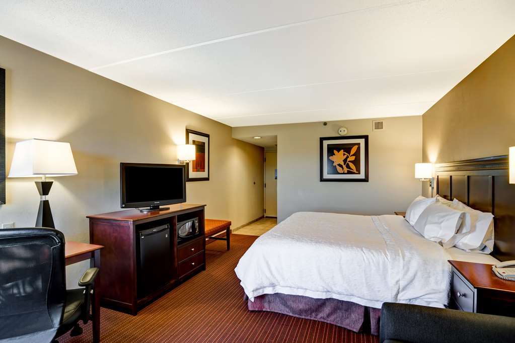 Hotel Hampton At Montage Mountain 3*